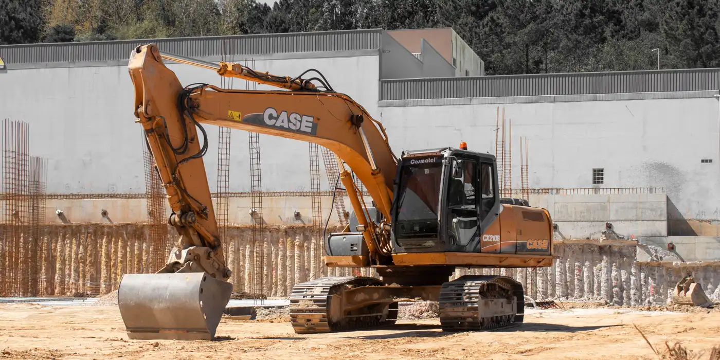 Excavation skid steer working on a job site in Minneapolis